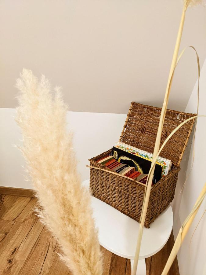 "Chez Michel " Les Gites De Sery Bouillancourt-en-Sery 外观 照片